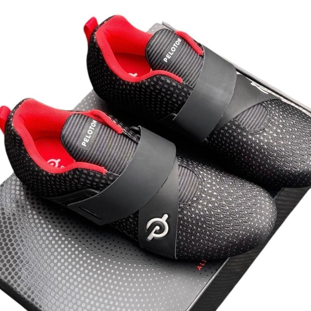 Peloton Athletic Workout Training SPin Sporting Cycling Shoes US 6 M/7.5 W